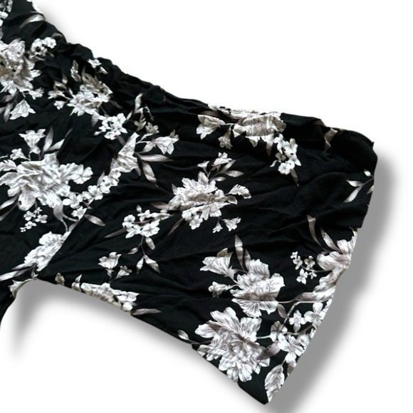 Spiritual Gangster Maya Black Floral Kimono Women’s One Size Swim Coverup Beachy - Picture 4 of 16